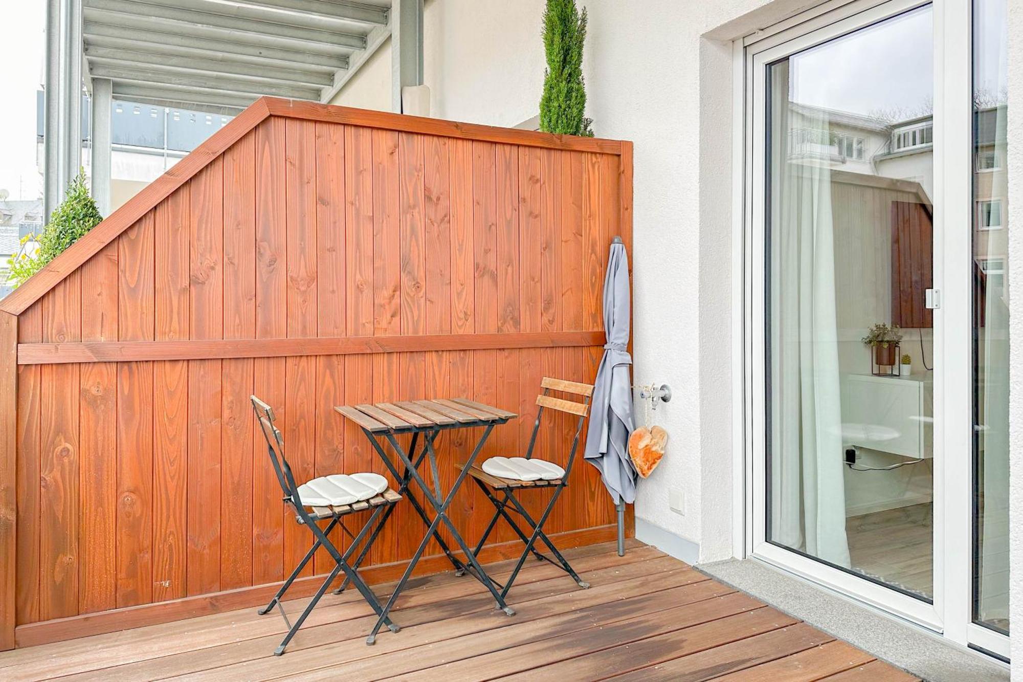 Modernes Trierer Cityloft Mit Grossem Balkon Exteriör bild