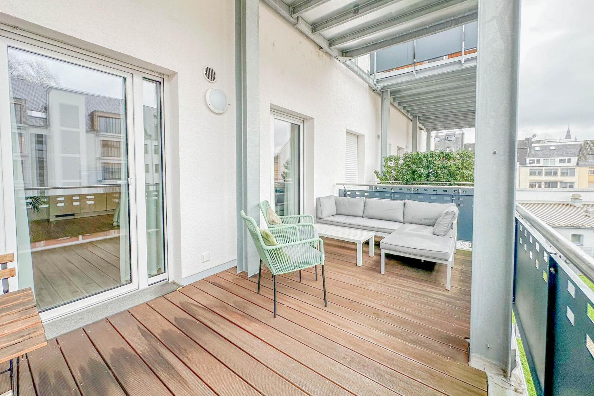 Modernes Trierer Cityloft Mit Grossem Balkon Exteriör bild